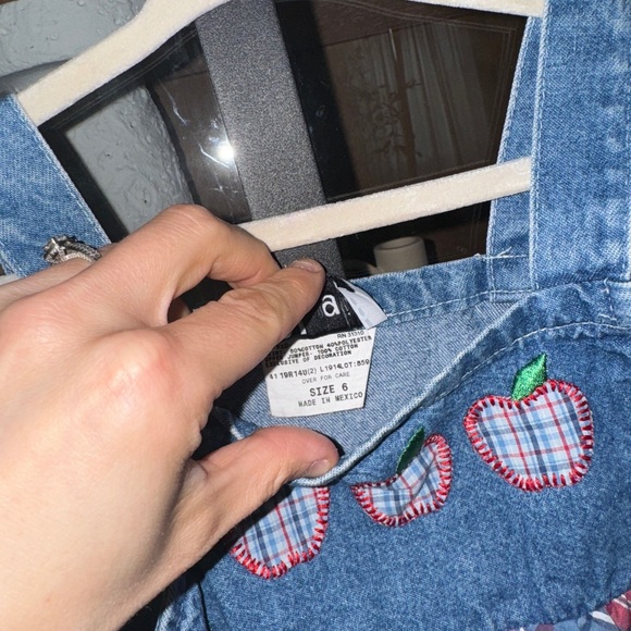 Vintage y2k I.N. girl embroidered denim dress apples plaid appliqué toddler girl - Picture 6 of 9